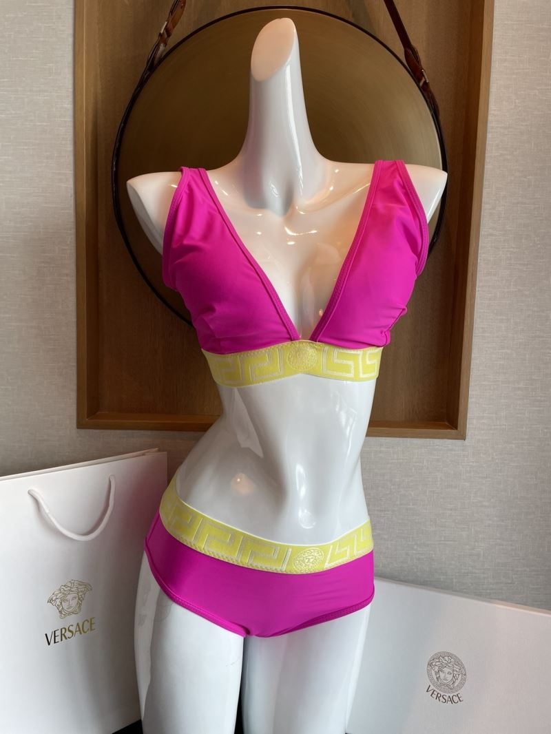 VERSACE